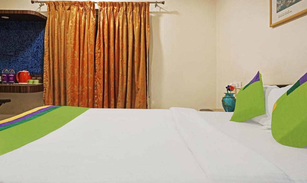 Treebo Excellent Home Pune Exterior photo