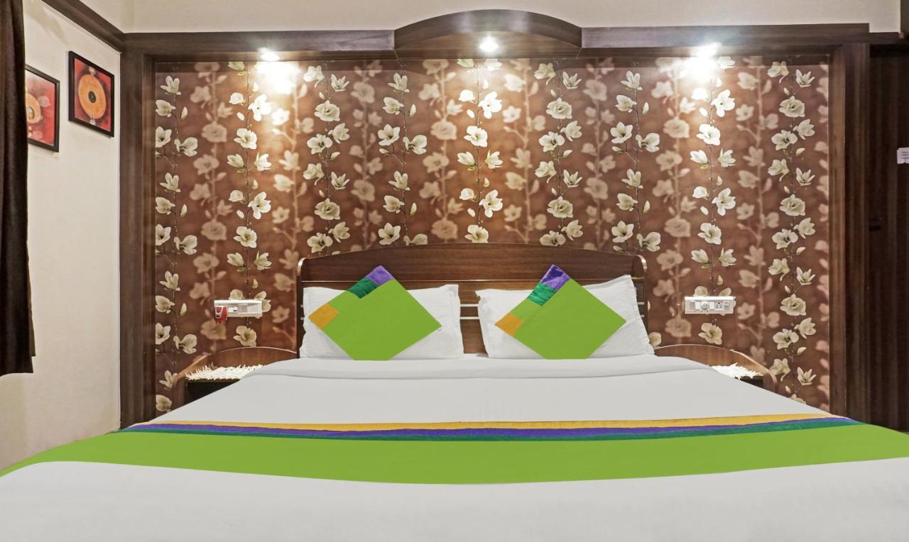 Treebo Excellent Home Pune Exterior photo