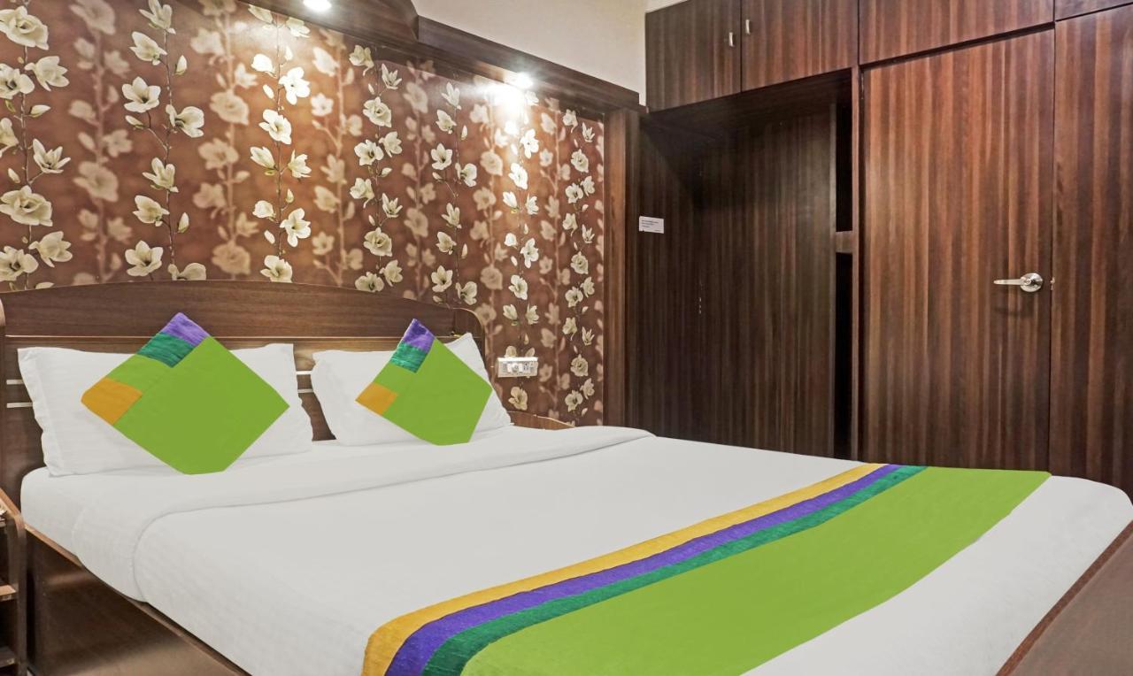 Treebo Excellent Home Pune Exterior photo
