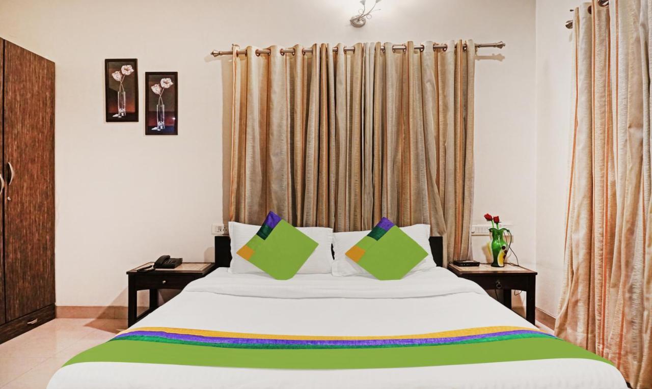 Treebo Excellent Home Pune Exterior photo