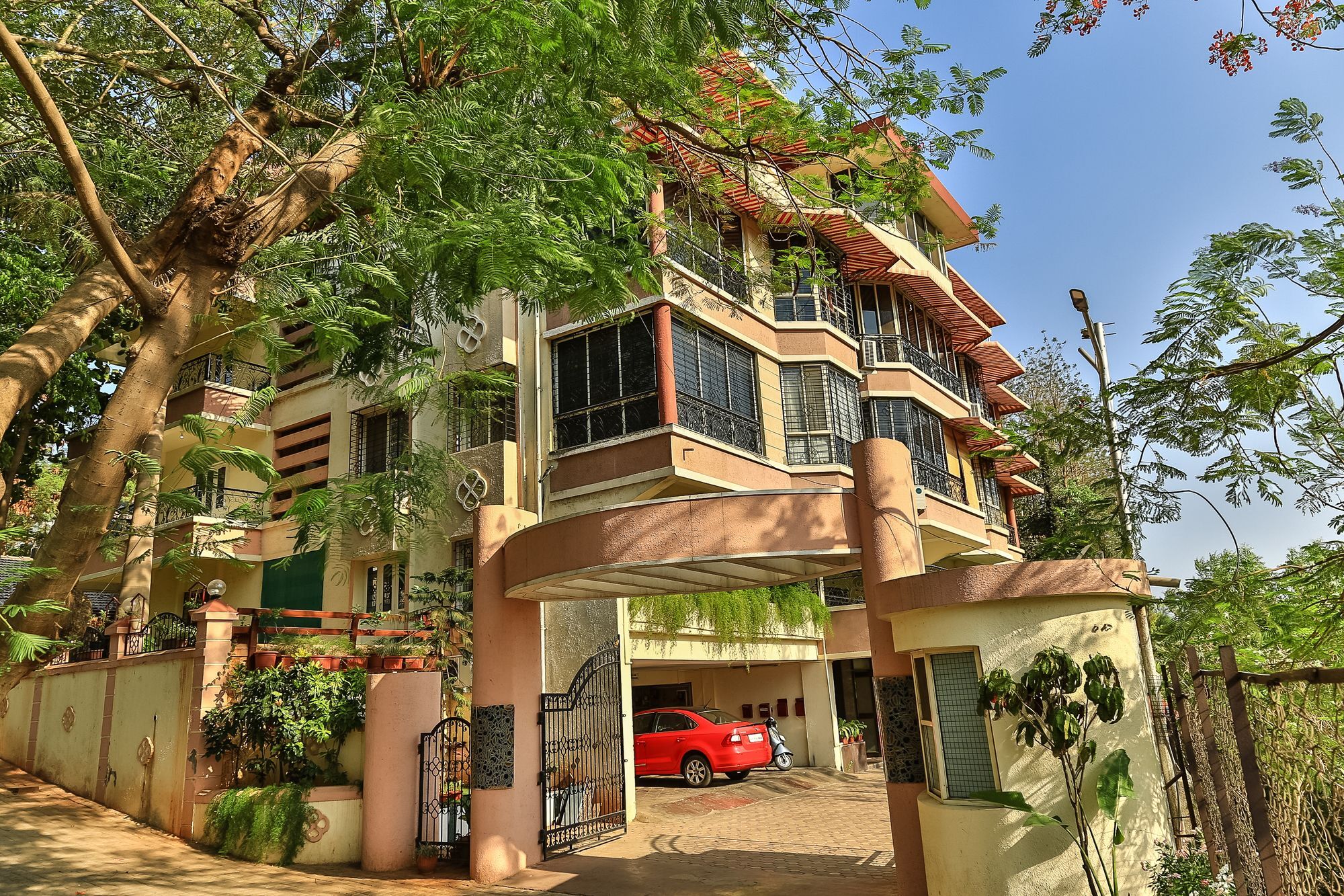 Treebo Excellent Home Pune Exterior photo