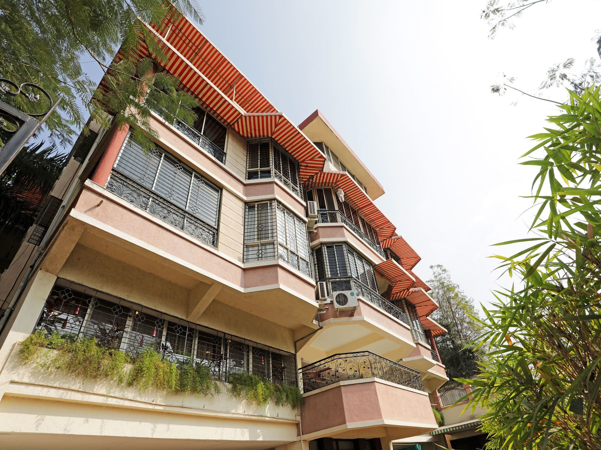 Treebo Excellent Home Pune Exterior photo